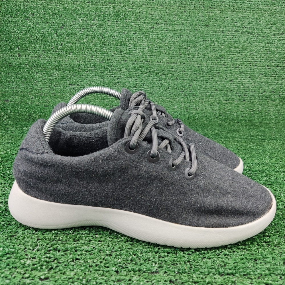 Time and Tru Sneakers Women 9 Grey Felt Lace Up Casual Comfort Lightweight Low